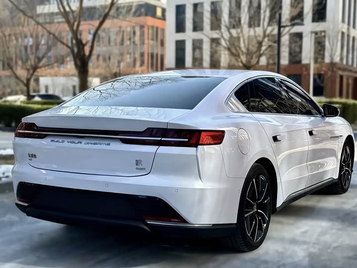 Фото 4 - BYD Han