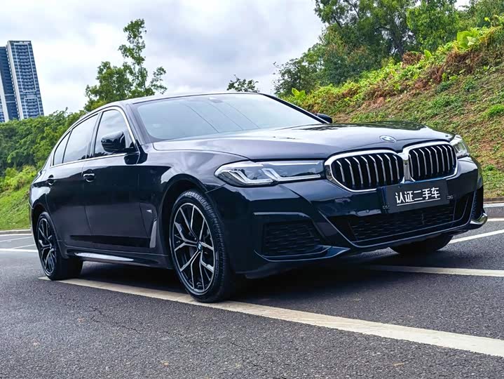 Фото 3 - BMW 5 Series
