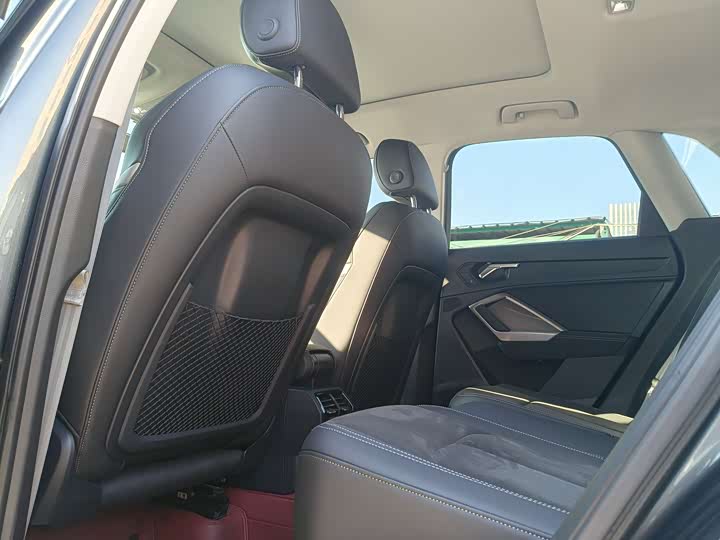 Фото 5 - Audi Q3