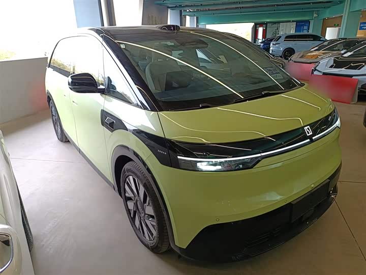 Фото 4 - Zeekr Mix