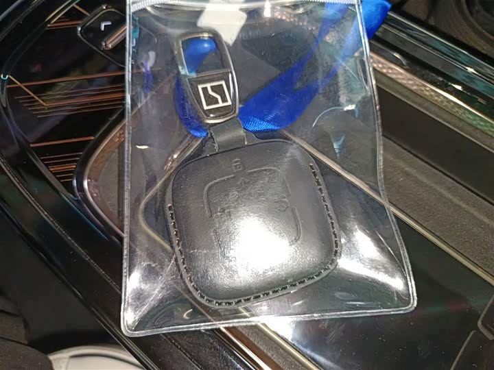 Фото 9 - Zeekr Mix