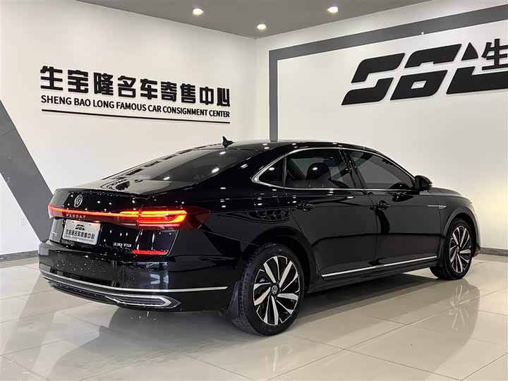 Фото 4 - Volkswagen Passat