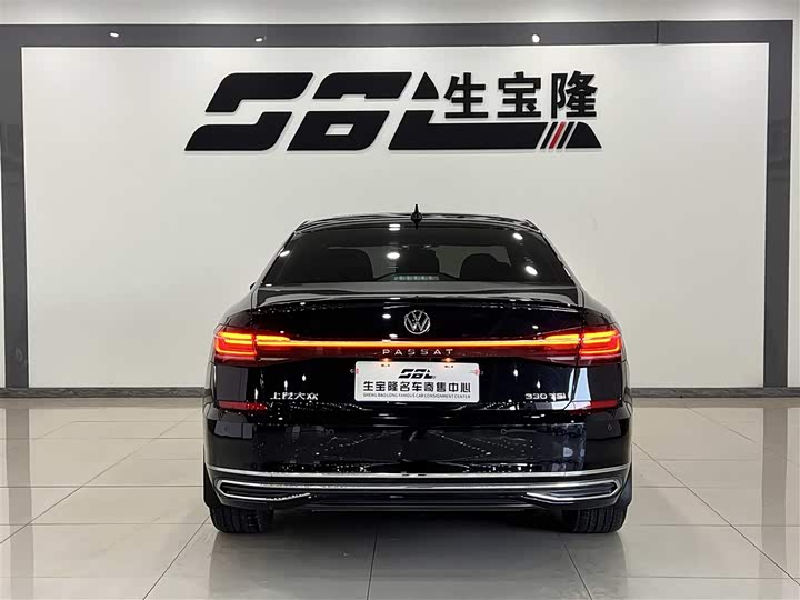 Фото 5 - Volkswagen Passat