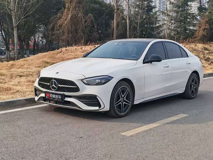 Фото 1 - Mercedes-Benz C-Class