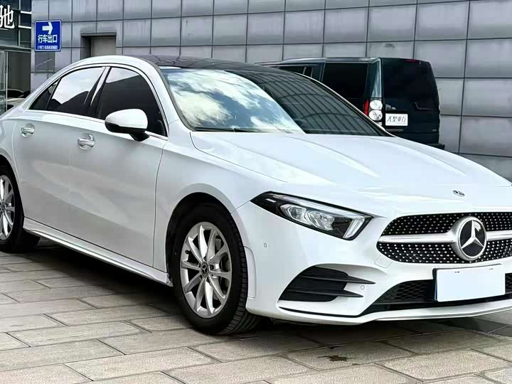 Фото 3 - Mercedes-Benz A-Class