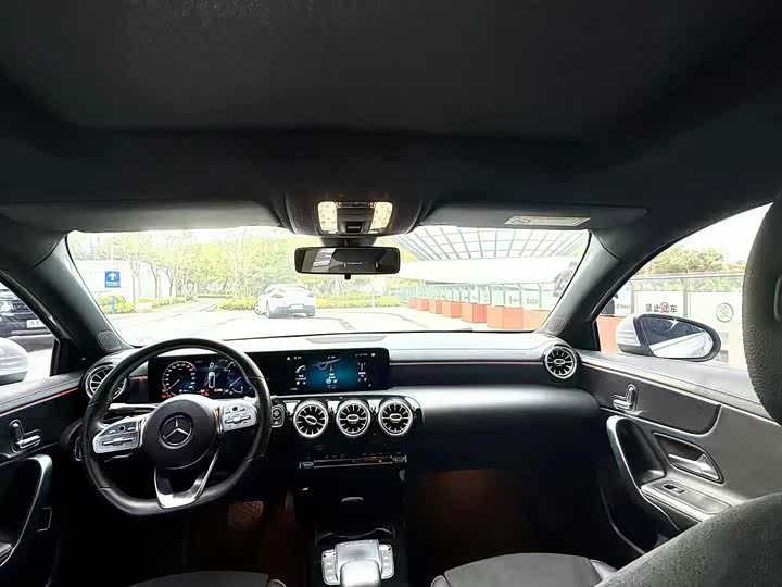 Фото 5 - Mercedes-Benz A-Class