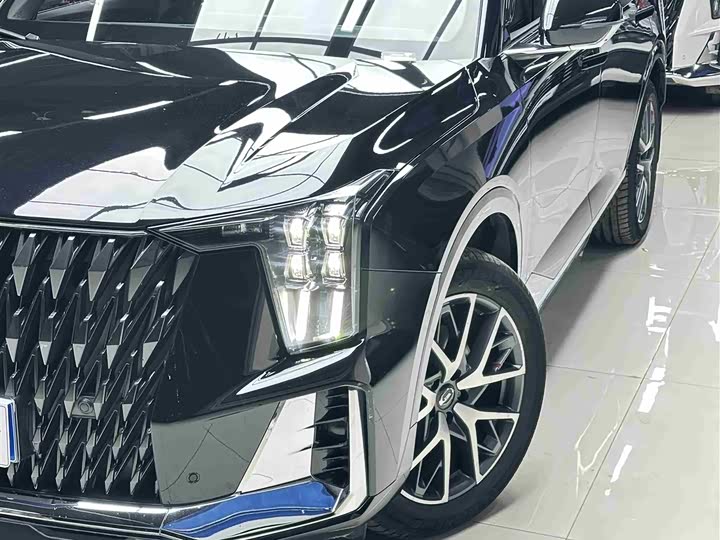 Фото 2 - GAC Trumpchi GS8