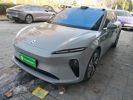 Фото 1 - Nio ET5