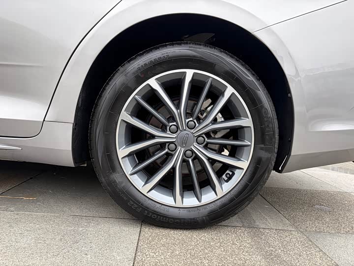 Photo 4 - Geely Preface