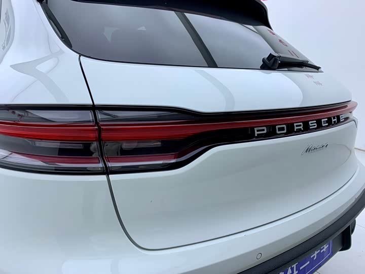 Фото 8 - Porsche Macan