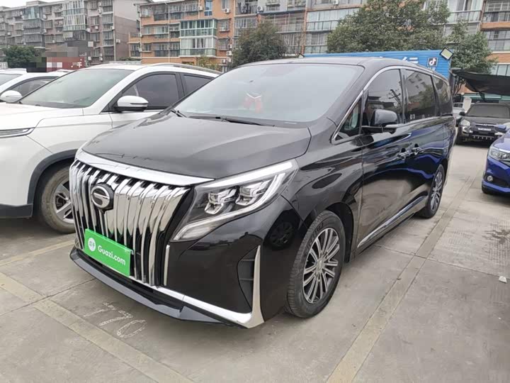 Фото 2 - GAC Trumpchi M8