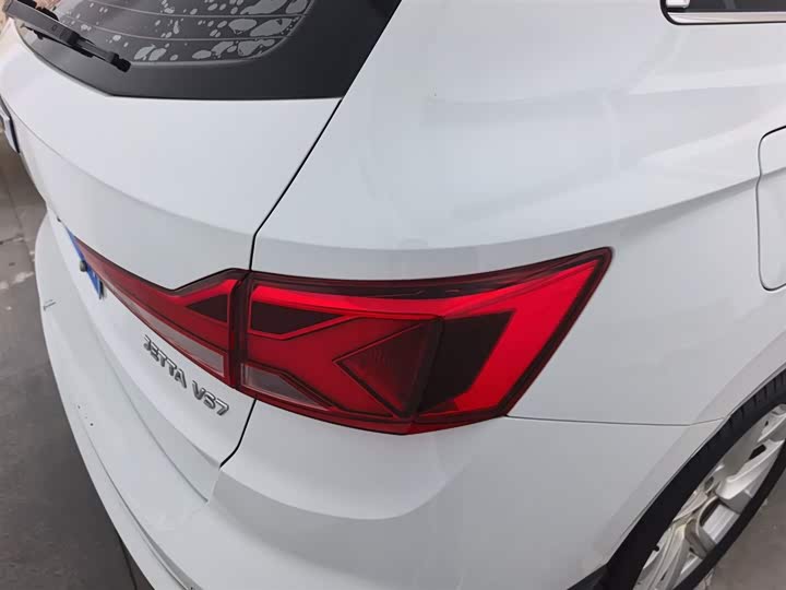 Фото 8 - Jetta VS7