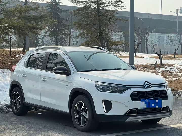 Фото 3 - Citroen C3-XR