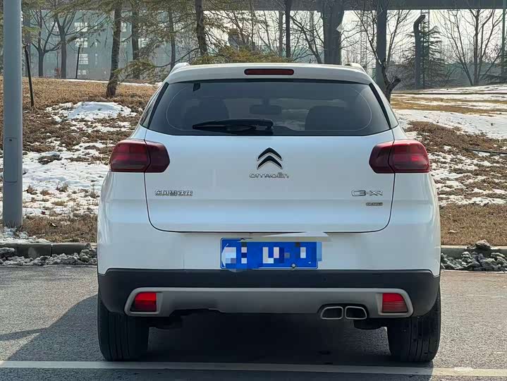 Фото 7 - Citroen C3-XR