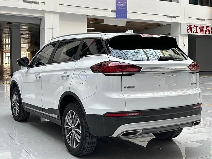 Фото 6 - Geely Atlas