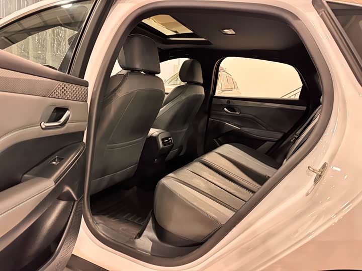 Фото 8 - BYD Qin Plus