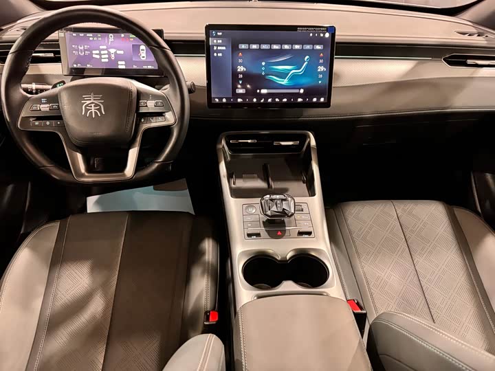 Фото 9 - BYD Qin Plus