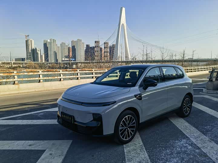 Фото 1 - Leapmotor B10