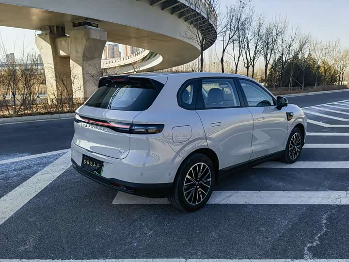 Фото 6 - Leapmotor B10