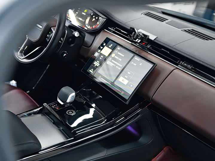 Фото 9 - Land Rover Range Rover Sport