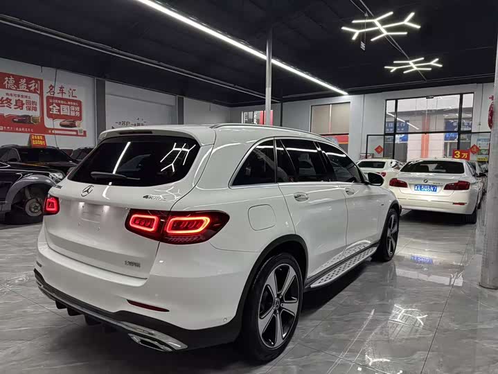 Фото 4 - Mercedes-Benz GLC-Class