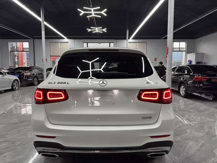 Фото 5 - Mercedes-Benz GLC-Class