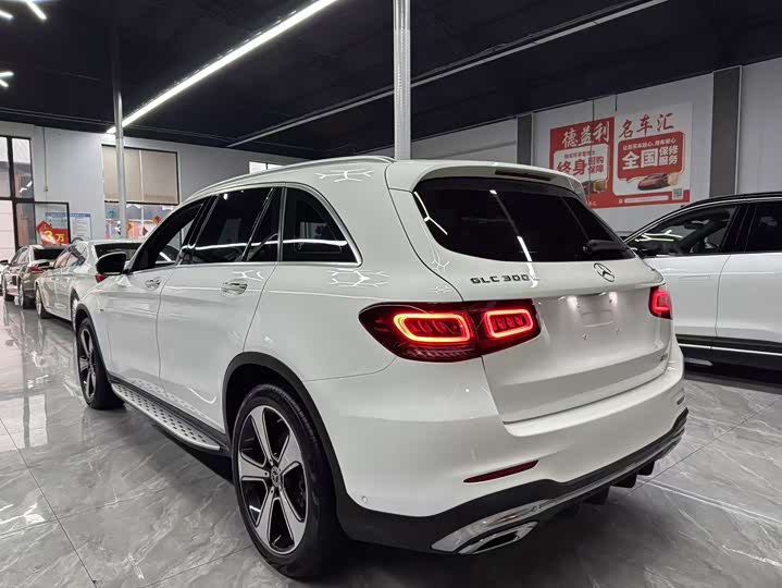 Фото 6 - Mercedes-Benz GLC-Class