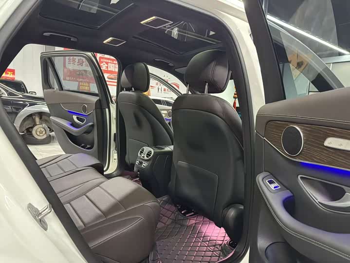 Фото 9 - Mercedes-Benz GLC-Class