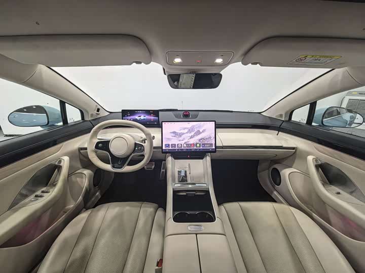 Фото 3 - Luxeed S7