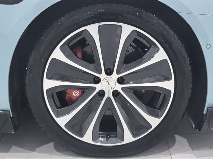 Фото 7 - Luxeed S7