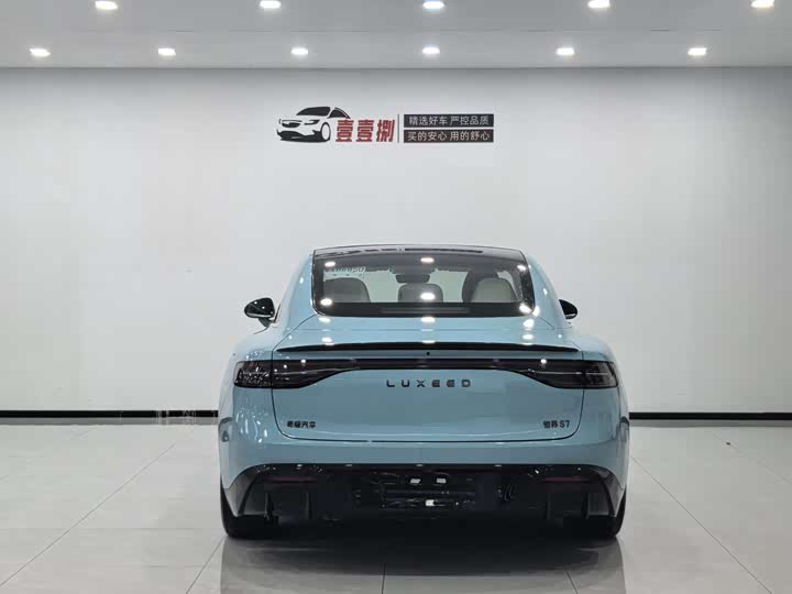 Фото 9 - Luxeed S7