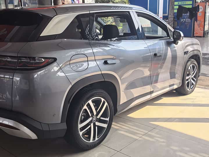 Фото 9 - BYD Song L DM-i Hybrid