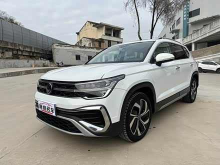 Фото 1 - Volkswagen Tharu