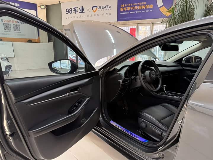 Фото 8 - Mazda 3 (Axela)