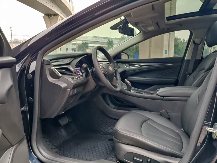 Фото 4 - Buick LaCrosse