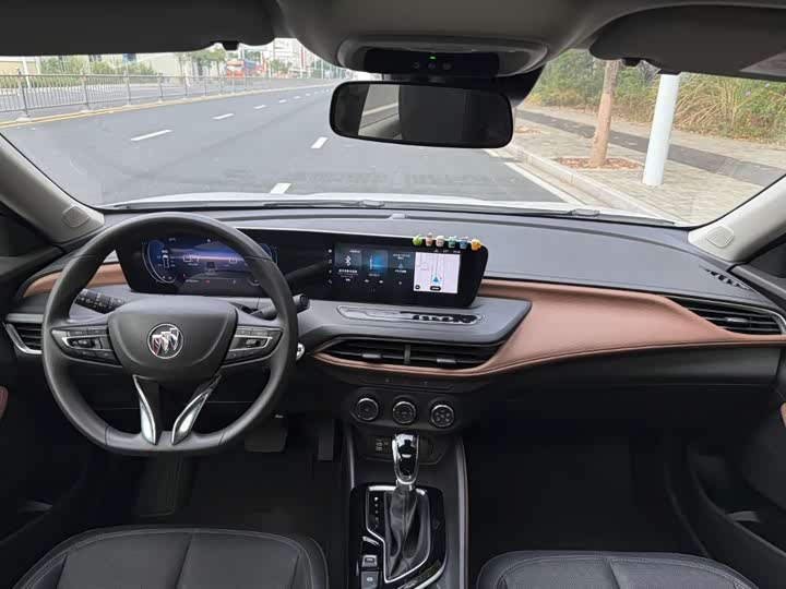 Фото 3 - Buick Verano