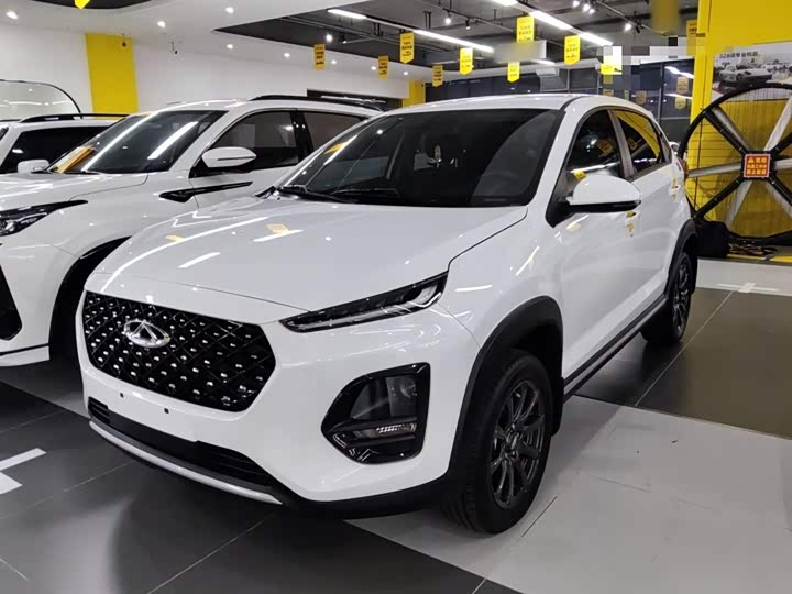 Фото 2 - Chery Tiggo 3x