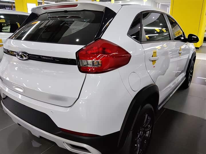 Фото 8 - Chery Tiggo 3x