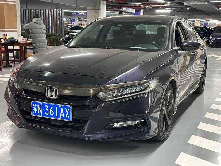 Фото 1 - Honda Accord