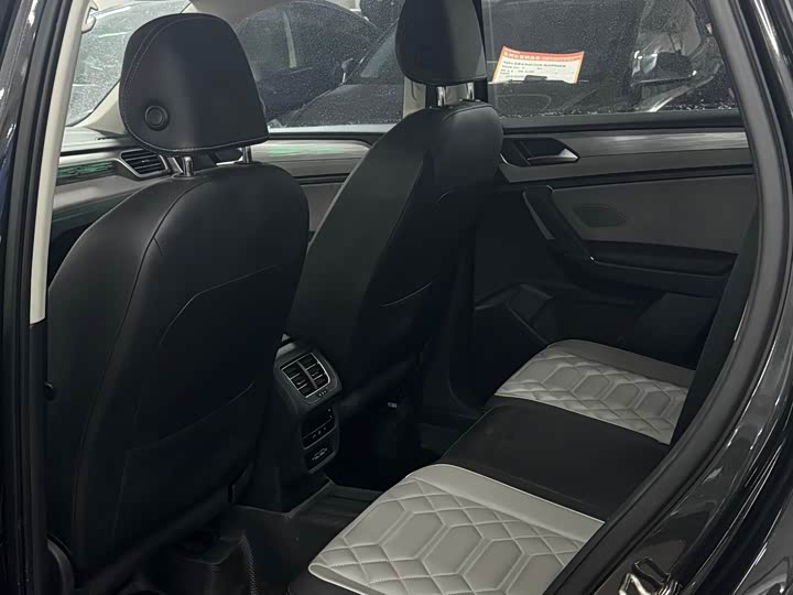 Фото 5 - Volkswagen Tayron