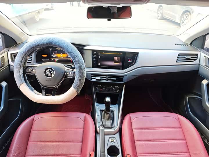 Фото 6 - Volkswagen Polo