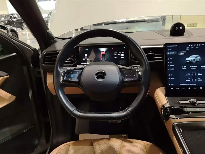 Фото 3 - Nio ES8