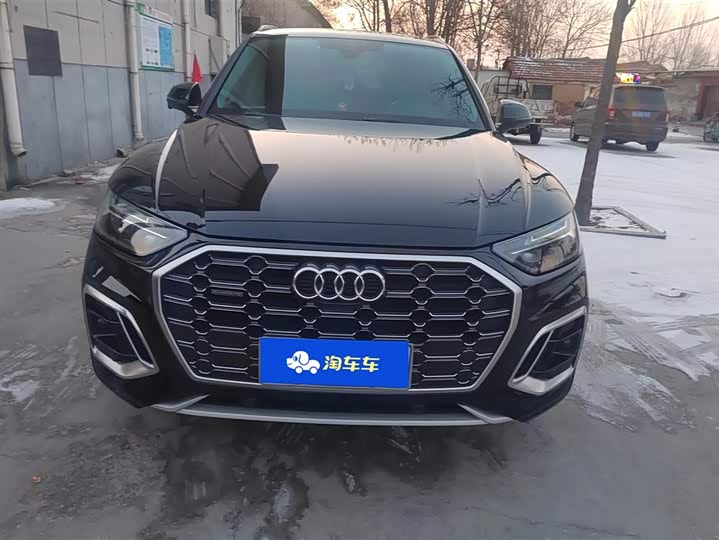 Фото 2 - Audi Q5L