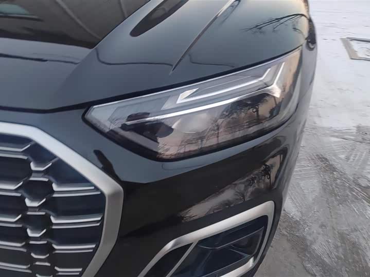 Фото 5 - Audi Q5L