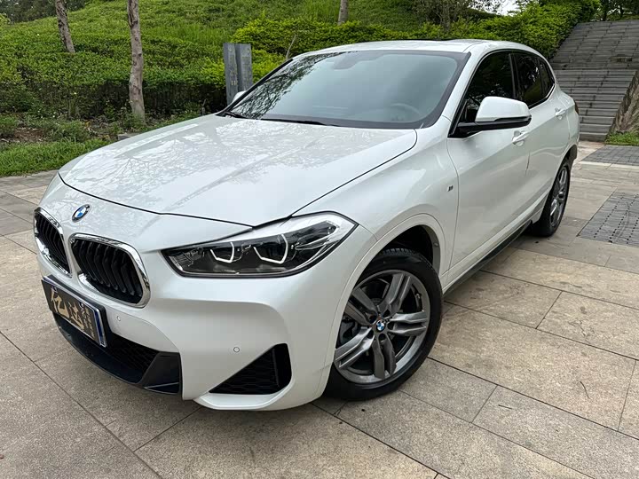 Фото 1 - BMW X2