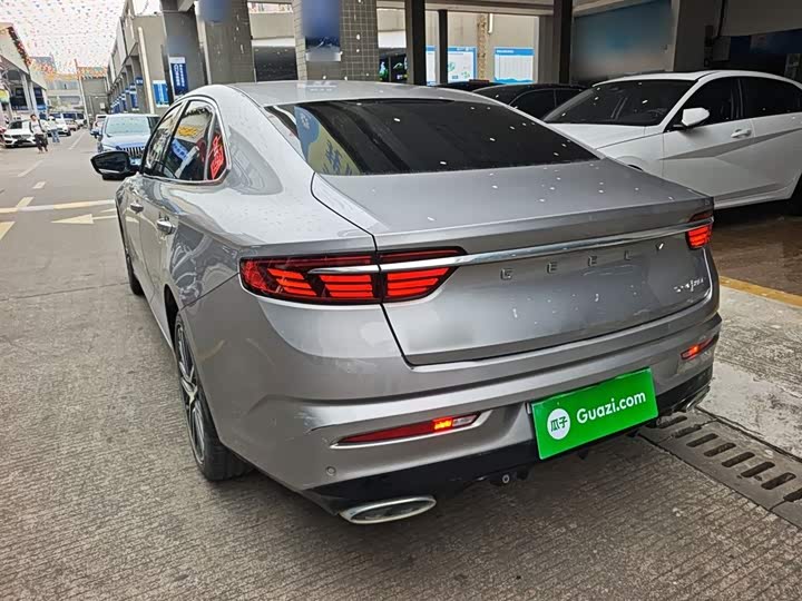 Фото 5 - Geely Preface