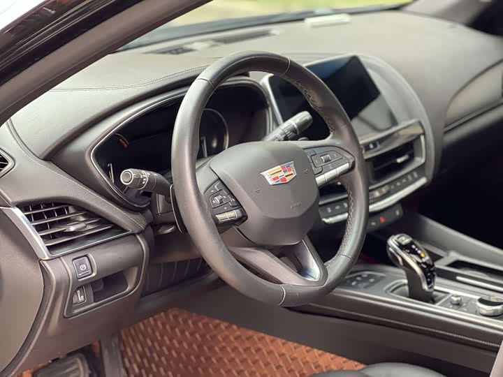 Фото 6 - Cadillac CT5