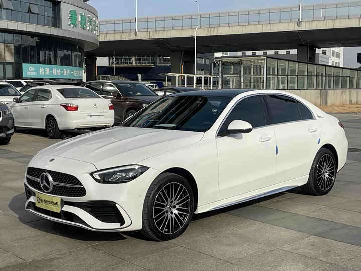 Фото 1 - Mercedes-Benz C-Class