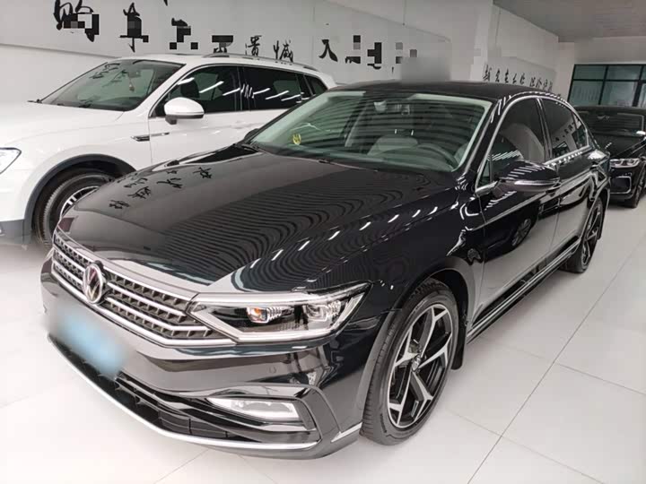 Фото 1 - Volkswagen Magotan