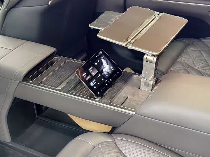 Фото 9 - Nio ET9